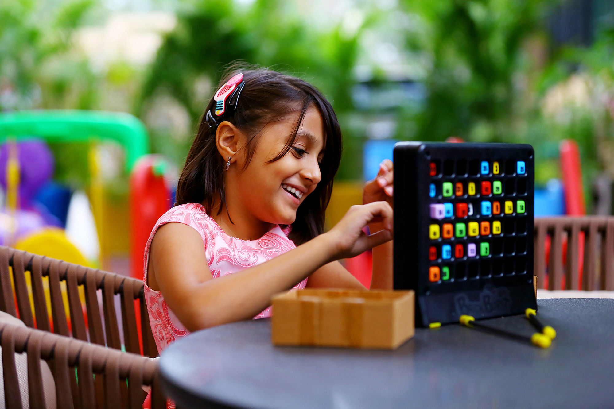 Grand Mercure Mysore - An Accor Brand Екстериор снимка A child playing with a tablet