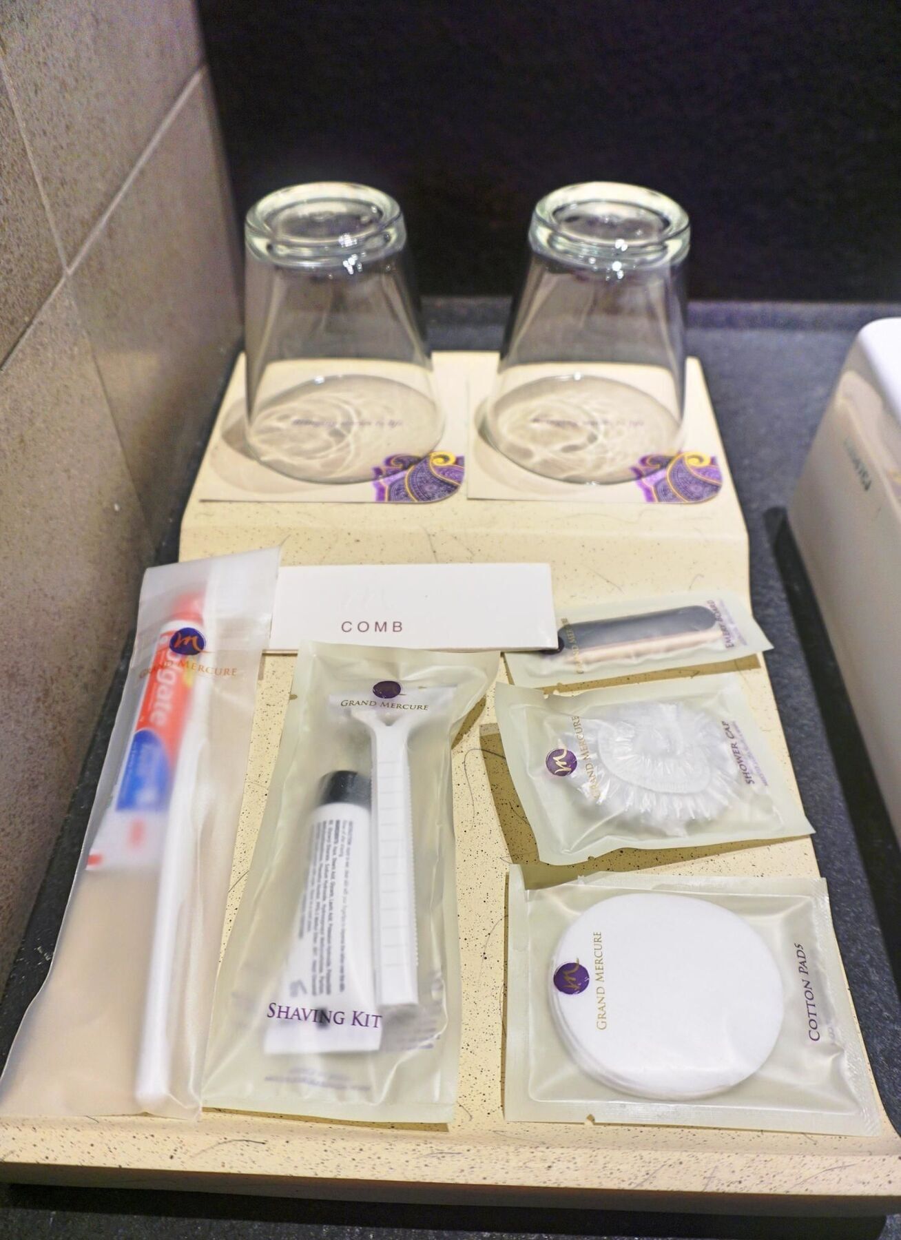 Grand Mercure Mysore - An Accor Brand Екстериор снимка A typical amenity kit